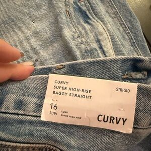 American Eagle Outfitters High-Rise Baggy Jeans - Light Blue